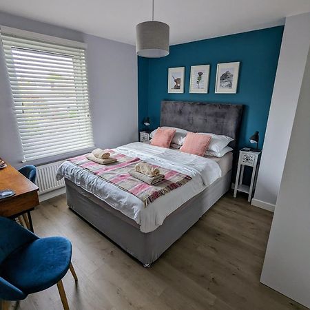 Cosy Guest Room In A Family Home With Free Parking Edinburgh Luaran gambar
