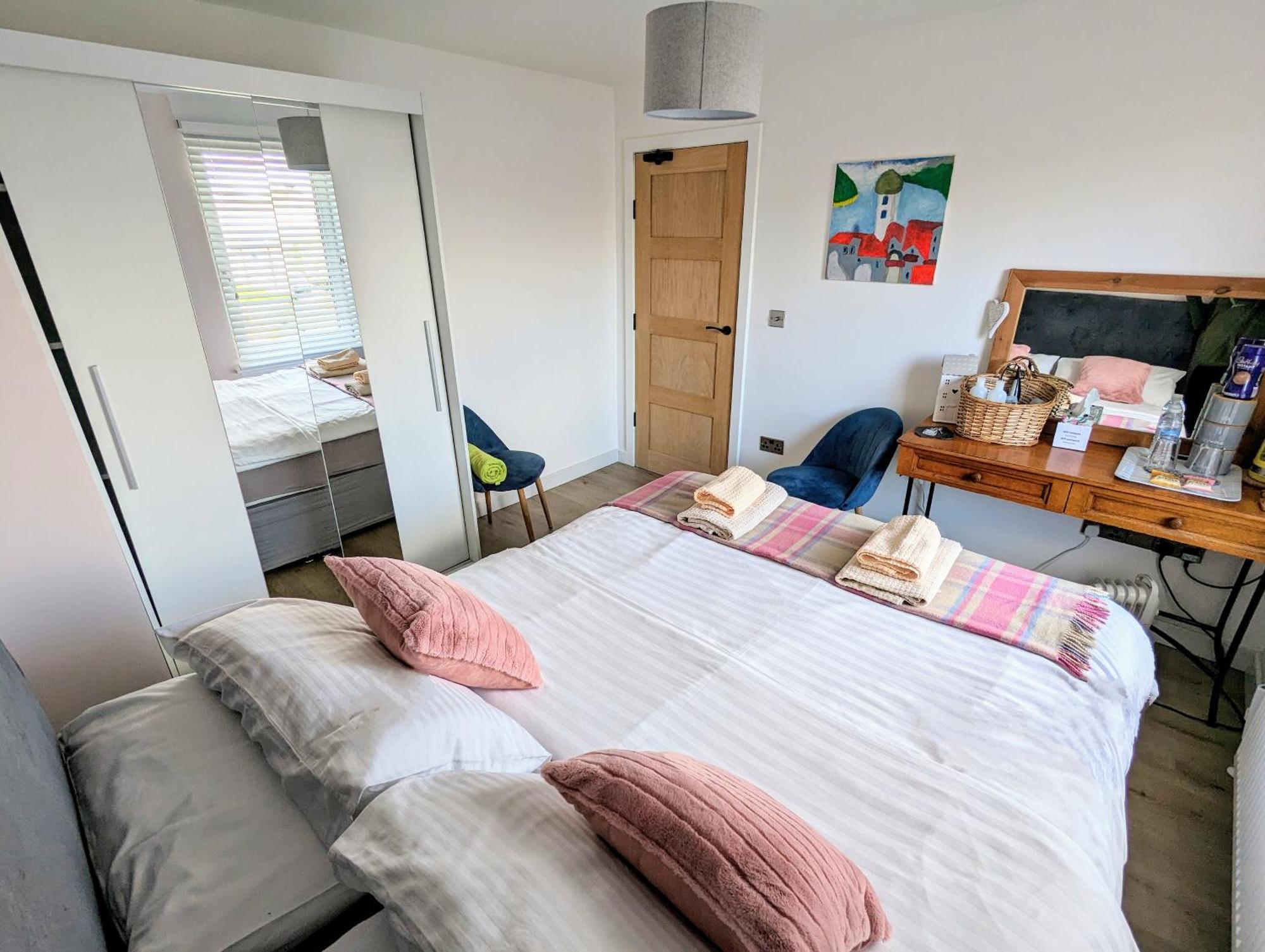 Cosy Guest Room In A Family Home With Free Parking Edinburgh Luaran gambar