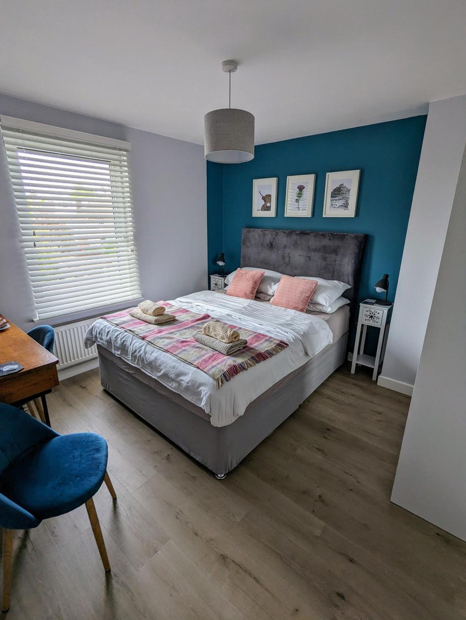 Cosy Guest Room In A Family Home With Free Parking Edinburgh Luaran gambar